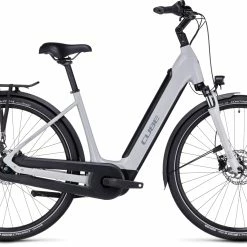 E-Bike City-Trekking Cube Supreme Hybrid One 400