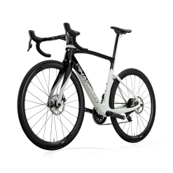 Rennrad Pinarello F9 (Sram Red ETap AXS) -Fahrräder Verkaufsladen img pinarello pinarello 2023 f9 sram red razor white 3